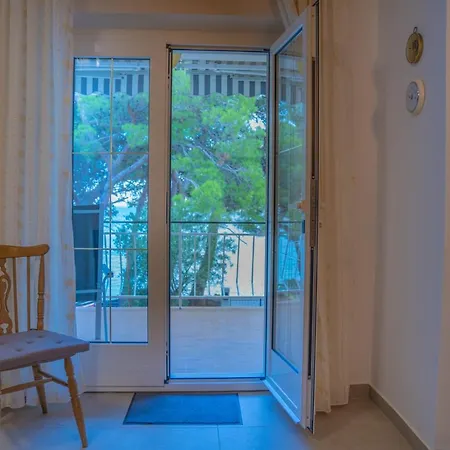 Apartment Sidus Maris, Spacious Seaside With Free Parking