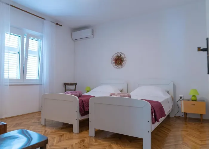 Sidus Maris, Spacious Seaside With Free Parking Lägenhet Martinšćica