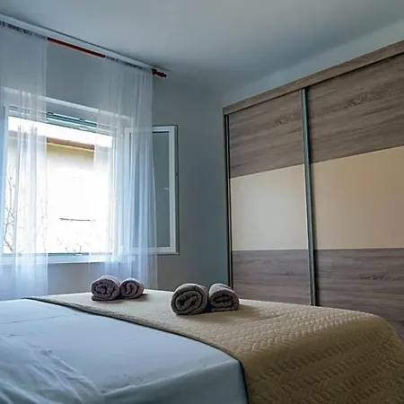Sidus Maris, Spacious Seaside With Free Parking * Martinšćica