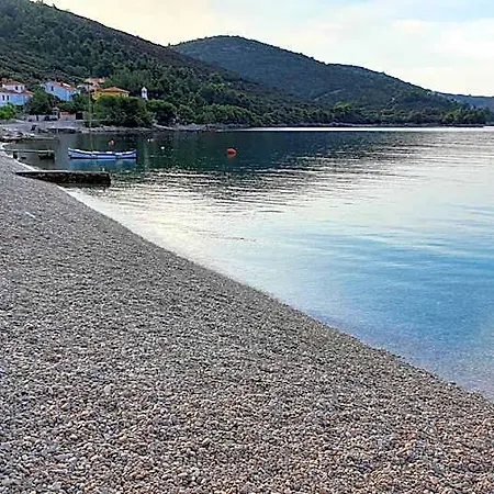 דירה Sidus Maris, Spacious Seaside With Free Parking Martinšćica