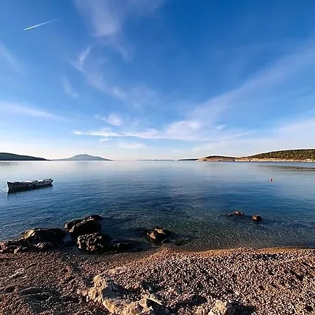 Sidus Maris, Spacious Seaside With Free Parking דירה Martinšćica