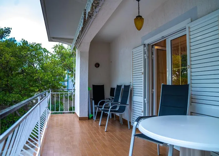 Sidus Maris, Spacious Seaside With Free Parking * Мартиншчица