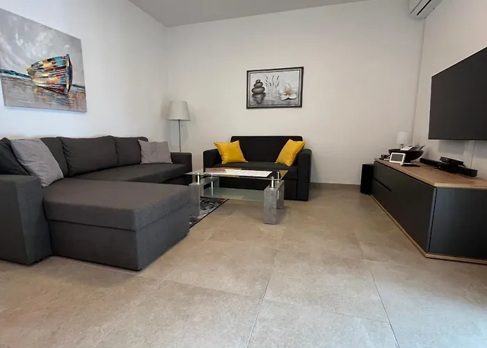 Sidus Maris, Spacious Seaside With Free Parking Апартаменты Мартиншчица