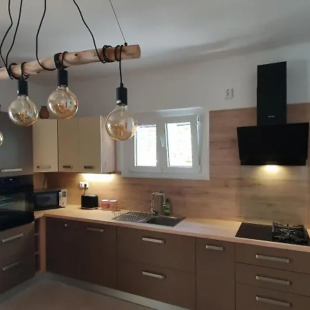 Apartament Sidus Maris, Spacious Seaside With Free Parking Martinšćica