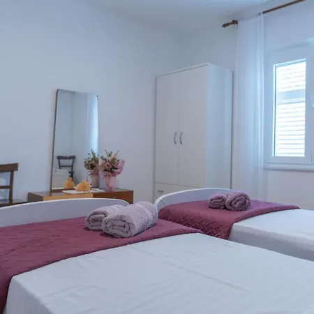 Sidus Maris, Spacious Seaside With Free Parking * Martinšćica