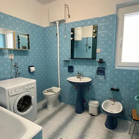 Sidus Maris, Spacious Seaside With Free Parking *