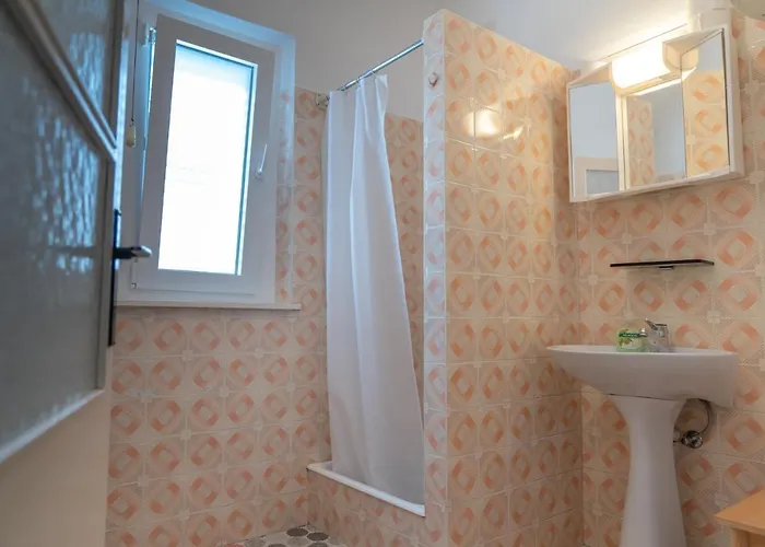 Sidus Maris, Spacious Seaside With Free Parking